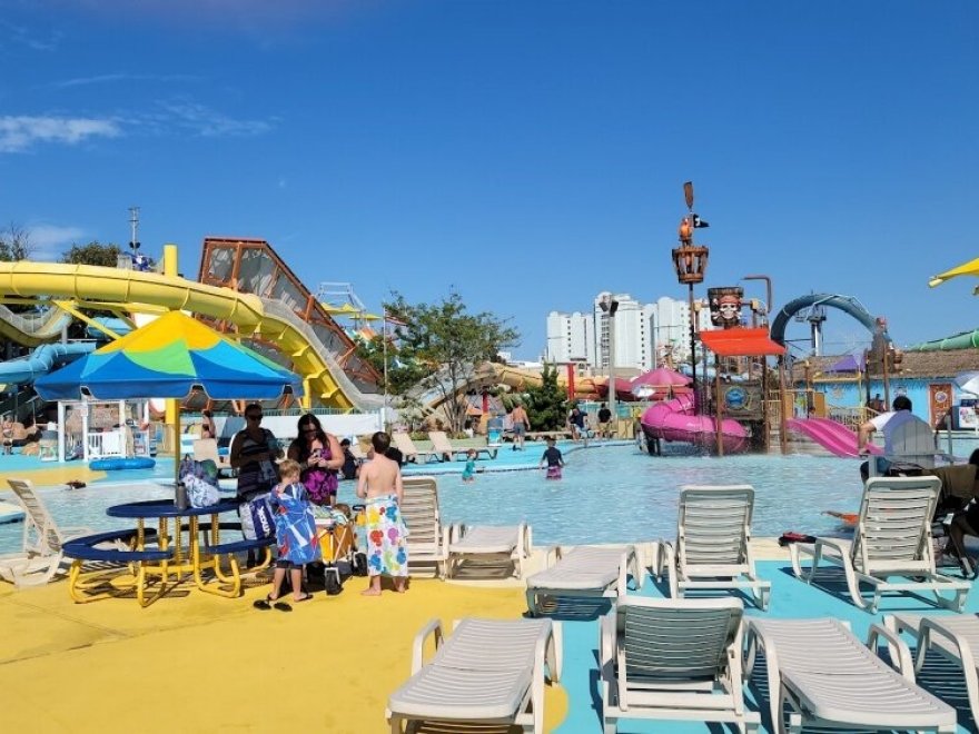 Splash Mountain Water Park