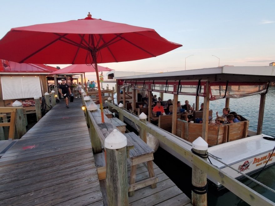Hooper's Crab House & Sneaky Pete's
