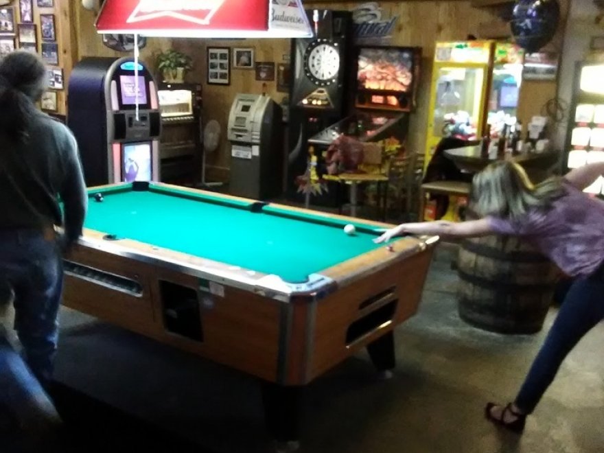 Whisker's Bar & Grill