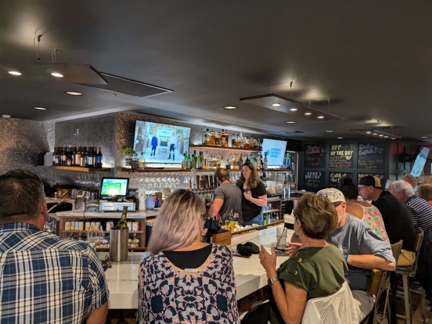 Pines Public House & Eatery