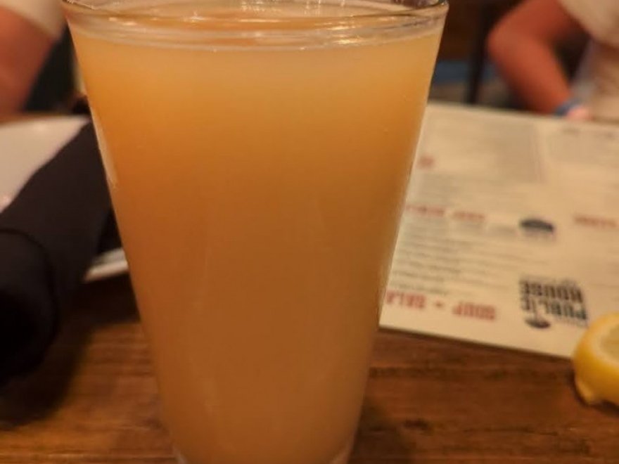 Pines Public House & Eatery