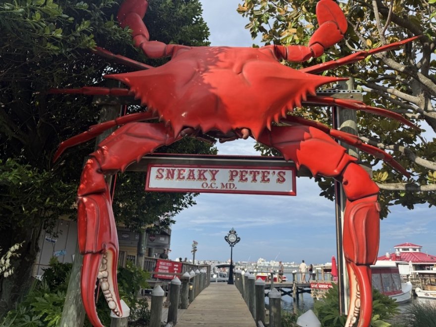 Hooper's Crab House & Sneaky Pete's
