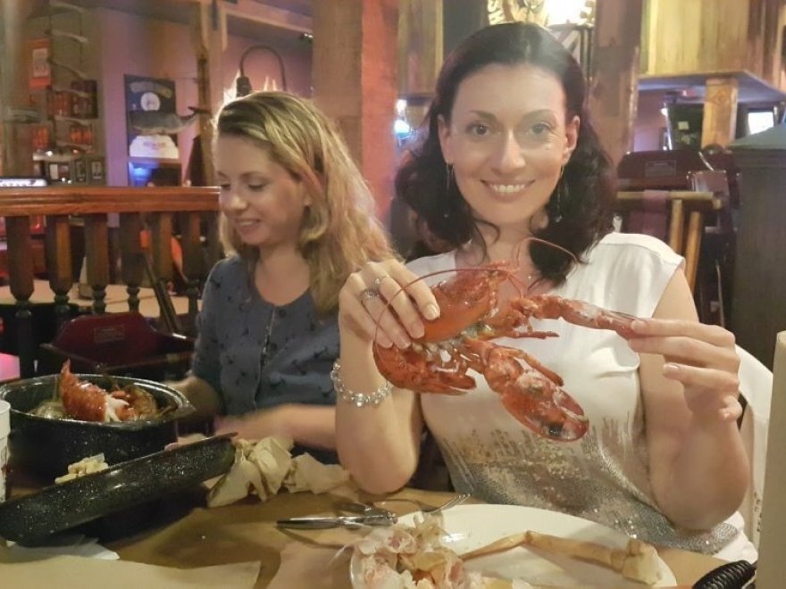 Hooper's Crab House & Sneaky Pete's