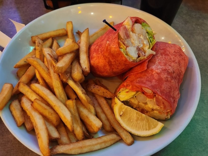 Harborside Bar & Grill