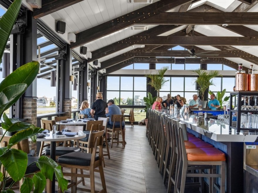 Micky Fins Bar & Grill