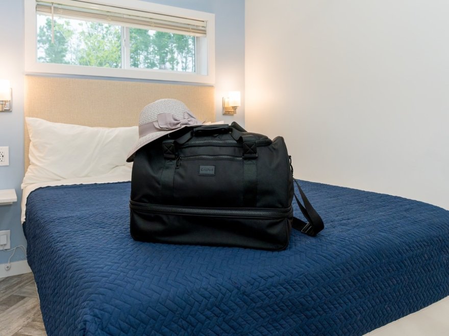 spc-shore-point-accommodations-rooms-luggage-2025-4-2.jpg